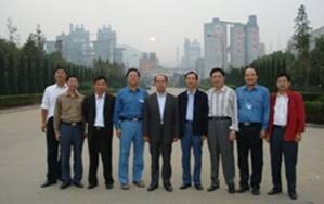 2007年10月24日，國(guó)家發(fā)改委經(jīng)濟(jì)運(yùn)行局副局長(zhǎng)賈銀松考察江西亞?wèn)|