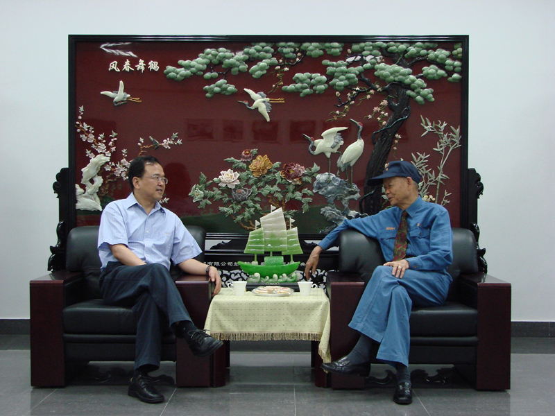 2007年7月3日，彭州市委書記門生視察四川亞?wèn)|